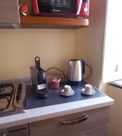 Daisy Apartment In Centro A โกโม ภายนอก รูปภาพ