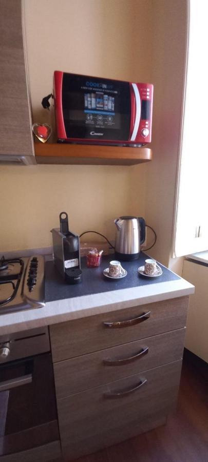 Daisy Apartment In Centro A โกโม ภายนอก รูปภาพ
