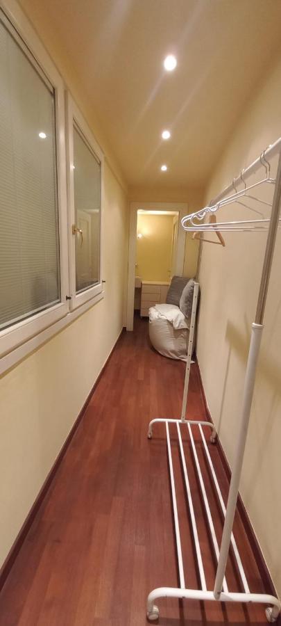 Daisy Apartment In Centro A โกโม ภายนอก รูปภาพ